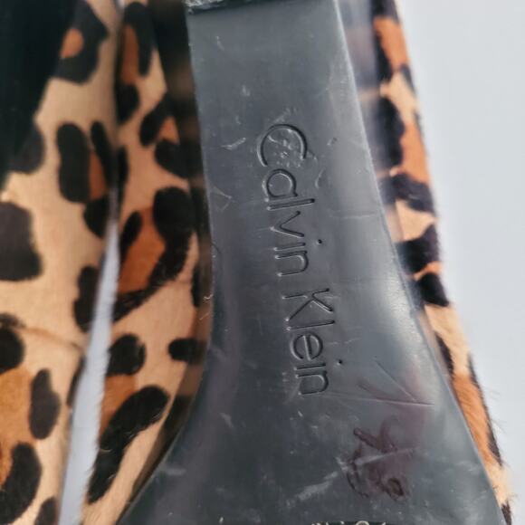 Calvin Klein Saxton Leopard Print Calf Hide Wedge Heels 7.5 - Picture 9 of 11